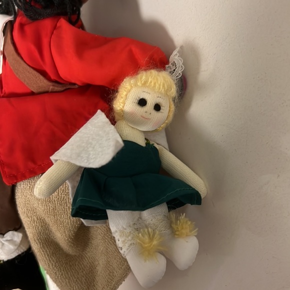 Alma’s Designs Flip Dolls - Peter Pan, Captain Hook & Tinkerbell - Picture 4 of 7